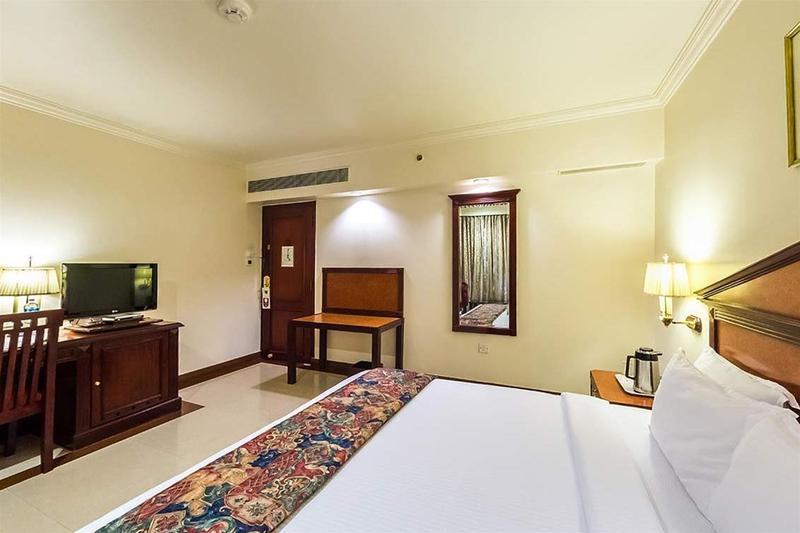 Westway Hotel Kozhikode Exterior foto