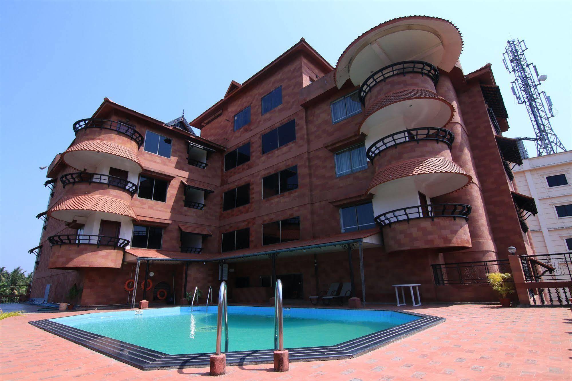 Westway Hotel Kozhikode Exterior foto